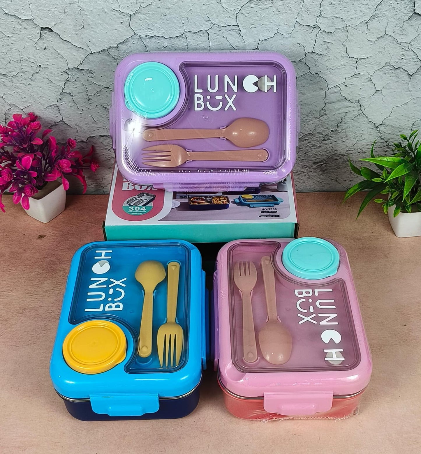 Kid's Delight 3 grid Bento Lunch Box with extra container, spoon & fork 750 ML
