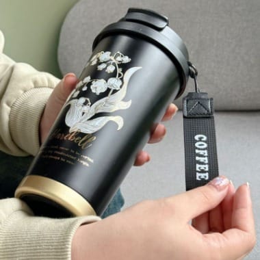 Premium Quality | Vintage Double Wall Insulated Coffee Mug | Thermal Sipper with Straw | Golden Flower Printed | 500ml